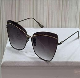 Black Transparent Grey Cat Eye Sunglasses Gafas de sol Women Fashion Sunglasses Eye wear New with Case6839566