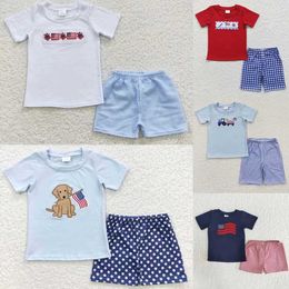Clothing Sets Wholesale Baby Boys July 4th Summer Red and Blue Set Childrens Embroidered Cotton Shirt Childrens Baby Star Shorts Dog Flag Set Q240517