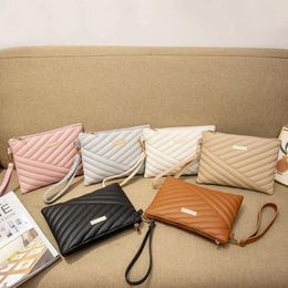 Duffel Bags Stylish Wristlet Bag Envelope Shopping Portable Small Leather Purse Travelling Wallet For Women Girls