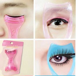Eyelash Curler 3-in-1 makeup cover cover eyelash curling comb eyelash curling sticker comb eyelash tool womens cosmetics Q240517