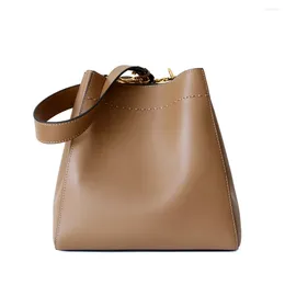 Shoulder Bags 2024 Tote Bag Leather Thick Line Bucket Korean Women's Large Capacity Soft Leisure Messenger