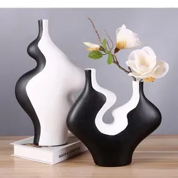 Vases Creative Black White Irregular Ceramic Vase Art Colorblock Flower Arrangement Living Room Decoration Modern Home Decor