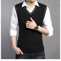 Men's Vests 2024 Autumn Winter Men Uniform Vest Fashion V Neck British Student Sleeveless Waistcoat Tops Business Sweaters