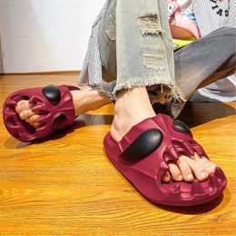 Slippers Summer Thick Sole Open Toe Fashion Outdoor Slipper Cool Design Anime Cartoon Solid Vacation Beach Travel Couple