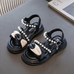 Children Sandals for Girls Kids Fashion Pleated with Pearls Open-toe Versatile Flat Non-slip Princess Shoes Casual Summer 240507