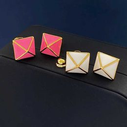 Stud High quality square metal rivets red and gold cute stud earrings suitable for womens party Jewellery Q240517