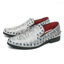 Casual Shoes Men Rivets Loafers Bling Gold Glitter Round Toe Slip-On Flat Leisure Flats For Man Party Male Silver