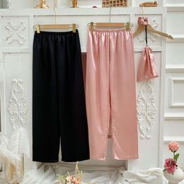 Luźne i cienkie spodnie damskie można nosić przez cały rok, z imitacją jedwabnych spodni piżamy i prostymi rękawami dla wygodnych i oddychających spodni domowych