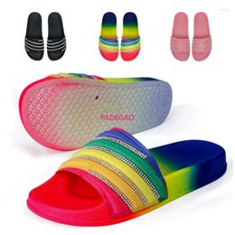 Slippers Pink Beading Slipper 2024 Summer Women Casual Flat Sandals Bright Diamond Beach Ladies Home Candy Colour Flip Flop