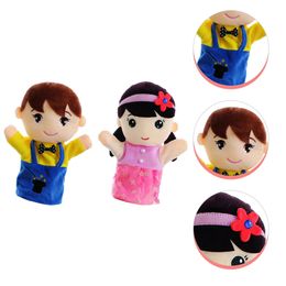 Kläder Hand Puppet Plush Familjemedlem Handdocka roll Play Story Cartoon Hand Doll Parent Child Interactive Toy 240517
