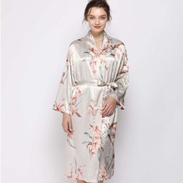 2024 New Home Pajamas Women's Mimi Orchid مطبوعة متوسط ​​الطول ثوب نوم مثير بيجاماس المنزل