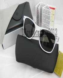 sell Brand Designer Fashion Men and Women Sunglasses UV Protection Sport Vintage Sunglasses Retro Eyewear With box and cases2401524