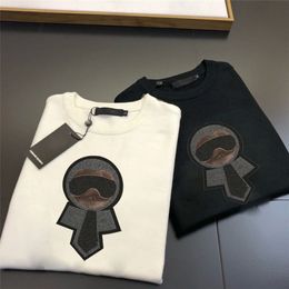 Męskie projektant Sweters Retro Classic Fashion Blushirts Men Sweater Haft Hafder Dolna szyja Wygodna skoczek
