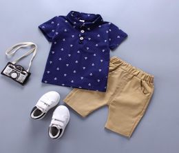 2019 New Children039S roupas de roupa para meninos conjuntos infantis de verão calças de camiseta de lapela TwoPiece Baby Set7196303