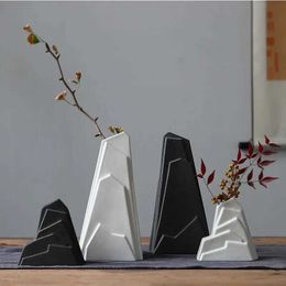 Vases Zen decorative flower vases Qishiyan ornaments Chinese handmade ceramics creative water culture tea pet ceremony flower arrangement J240515