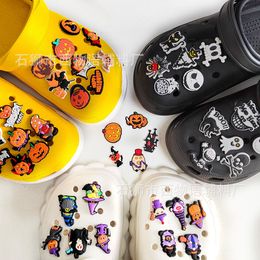 93colors halloween thanksgiving gothic Anime charms wholesale childhood memories game funny gift cartoon charms shoe accessories pvc decoration buckle soft