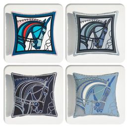 Horse Heads Decorative Pillow Cushion Covers Pillowcase Soft Velvet Cushions for Home Sofa Office 4545 CM Throw Pillow Cover6901677
