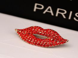 Wholefashion brand Scarf clips buckle rhinestone corsage sexy red lips brooch for women wedding party jewelry accessories1853791
