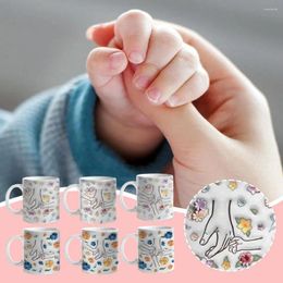 Mugs Mother's Day Ceramic Mug Hand-in-hand Concave-convex Flower Birthday Coffee Tea Holiday Feel Small Gift N9X2