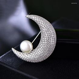 Brooches Beautiful And Exquisite Women Korean Moon Pearl Brooch Pin Fashionable Temperament Elegant Lady Badge Luxury Party Jewelry