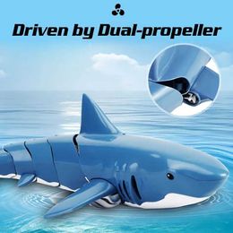 Sand Play Water Fun RC Shark Toy Electric Robot with Remote Control Fish Swimming Boat Radio Pool Childrens Toys Q240517
