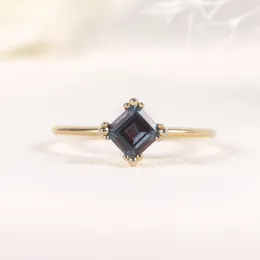 Cluster Rings GEM'S BALLET 18K Gold Plated 925 Sterling Silver Princess Cut 5x5mm Colour Change Lab Alexandrite Engagement Ring June