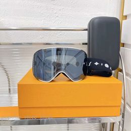 Luksusowe projektantki gogle narciarskie Louiseviution okulary przeciwsłoneczne dla mężczyzn kobiety Okulary przeciwsłoneczne Wysokiej jakości Goggle Uv400 Słynna marka modowa z oryginalną skrzynką 480