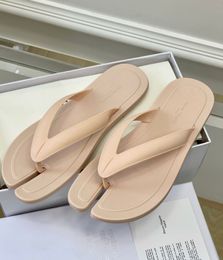 Summer Designer Women's Split Toe Flip Flops TPU Sandals Shoes Lady Beach Slip On Slides Flat Woman Slipper Casual Walking EU35-40