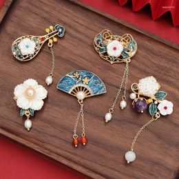 Brooches Handmade Vintage Designer Personalised Colour Ladies Enamel Pins China Brooch Classic Clothes Accessories Decorations