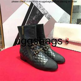 Chanells shoe channel shoes Chanelliness Designer the Best Quality Fashion Short Boots Winter Designer Fashion Boots Designer Top Leather Boots 35-40 high quality