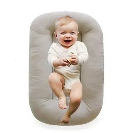 born Womb Bionic Bed Squeezable Travel Bed Washable Nest Mommy Foldable Crib Portable Removable CottonMovable Home 240518