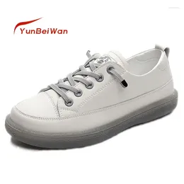 Casual Shoes Large Size Sports Women's Leather Fat Feet Flat Bottom 2024 Spring Small White Vulcanised Leisure Board