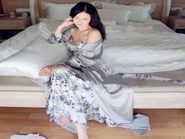 Whole 2017 New Women High Quality Long Section Robes Women HighEnd Silk Pyjamas Bathrobe Bluecolor Nightgown Pijama3320879