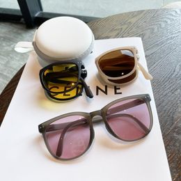 Sunglasses Vintage Polarised Sun Glasses For Women Foldable And Portable Mirrored Classic Fashion OculosSunglasses 2565