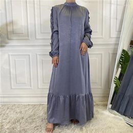 Ethnic Clothing Women's Muslim Simple And Elegant Abaya Pleated Long Sleeve Round Neck Ladies Dress Middle Eastern Dubai Turkey Solid Daily