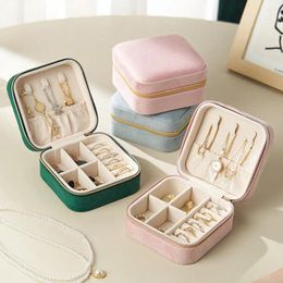 Jewelry Pouches Mini Square Box Velvet Ring Stud Earring Storage Women Trinkets Organizer Delicate Size Trend Fashion Small Case