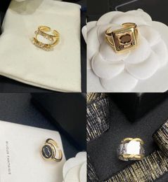 20style New Fashionable Jewelry Designer Rings Women Letter Love Wedding Supplies 18K Gold Plated Stainless Steel Diamond Gemstone7665753