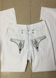 Mens White Jeans with Black Silver Crystals Studs on Pockets Cover Soft Denim Pants Men Straight Jean Trousers Wings Clips Zipper 4073916