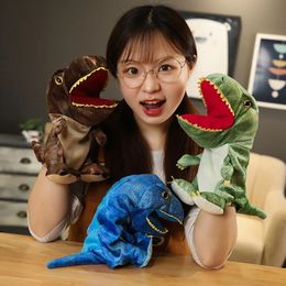 Söta handskar dinosaurie Plush Hand Puppet Soft Fill Cartoon Story Taling Roliga Family Toys Baby Birthday Present 240517