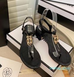 2022 Classic Designer New Ladies Sandals Fashion Chunky Heel Thongs Buckle High Heels Roman Style Simple Casual Women039s Shoes6321306