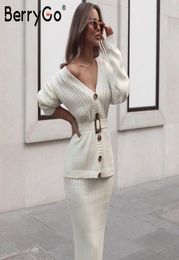 Berrygo Twopiece Kadın Örme Elbise Seti Zarif Sonbahar Kış Sweater Elbise Takımlar Uzun Kollu Düğme Sashes Saf etek takım elbise v1919592342