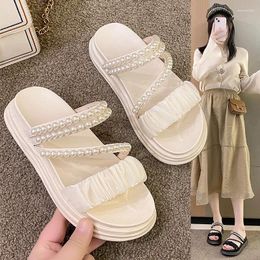 Slippers Women's Fashion Thick Soled 2024 Summer Korean Version Flat Bottom Casual Versatile Comfortable Soft Sandals