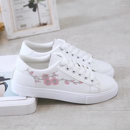 Casual Shoes Summer Women Sneakers Fashion Breathble Vulcanized Pu Leather Platform Lace Up White Embroidered 2024 Hjk8