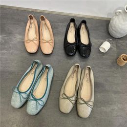 Casual Shoes Bow-Knot Snake Pattern Ballet Flats Female Patent Leather Sneaker Women Loafers Square Toe Soft Soled Moccasins Femme 2024