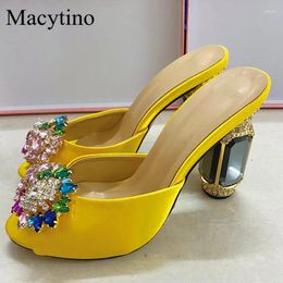 Slippers Fancy Diamond Flower Decoration Ladies High-heel Round Toe Glass Heel Fashionable Party Pumps