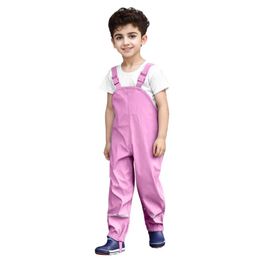 Jumpsuits Children boys raincoats waterproof toddlers girls rain pants outdoor sports jumpsuit cute suspension Trousers pants for boys and girls Y240520NQ6Y