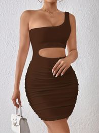Elegant One-Shoulder Dress: Sexy Faux Two-Piece Bodycon Design for a Flattering Silhouette