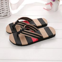 Slippers Men Outdoor Male Flip Summer Or Sandals Shoes Flops Indoor Mixed Colors Slipper Men'S Bed