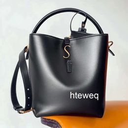 Fashion hobo Designer Bag Top handle Leather bucket Shoulder Bags strap Womens mens crossbody tote Purse mirror quality bag Luxurys handbag clutch fashion