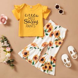 Clothing Sets Little Girl Clothes Set Short Sleeve Top+Flower Pattern Flare Pants 2pcs Infants Baby Girl Outfits Toddler Girl Clothes Y240520VP5S